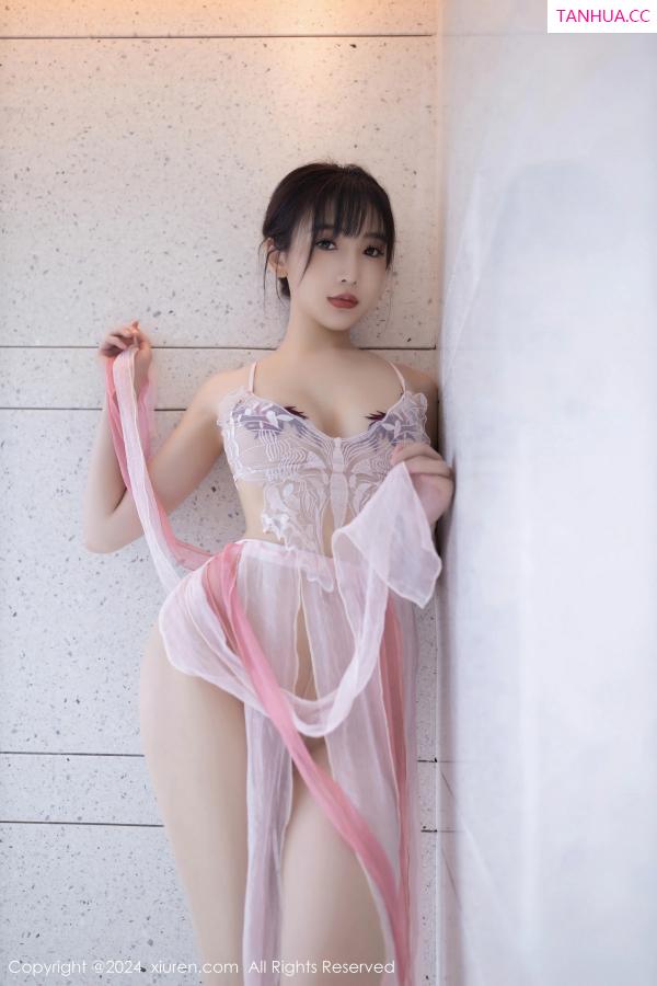 陆萱萱  [XiuRen]高清写真图 2024.08.01 No.8954 陆萱萱 长裙美腿第48张图片
